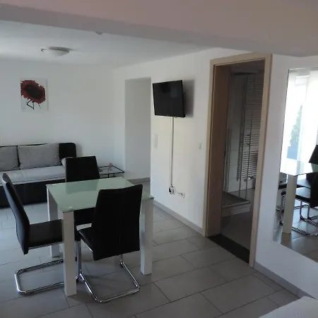 Гостевой дом Am Kirchberg 3*