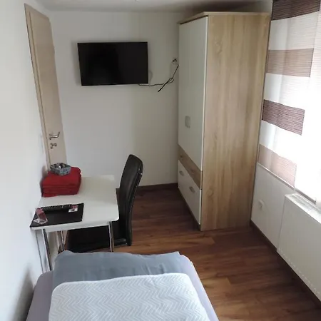 Am Kirchberg Konukevi Wehringen