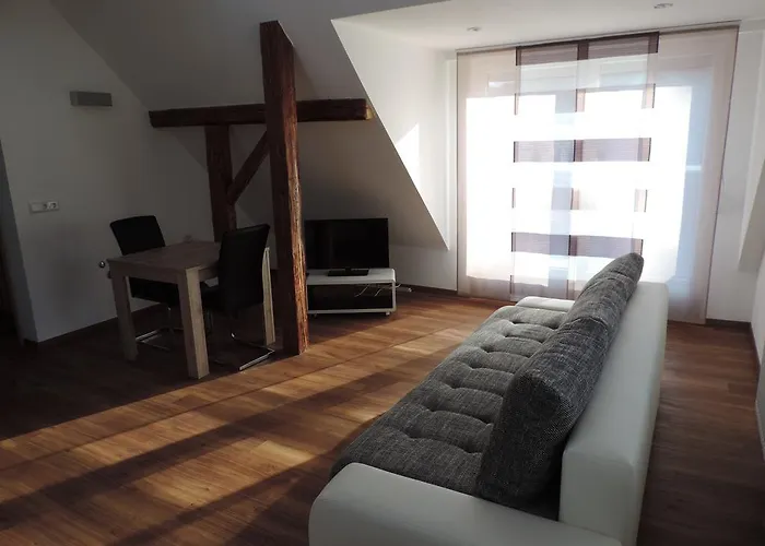 Am Kirchberg 3*